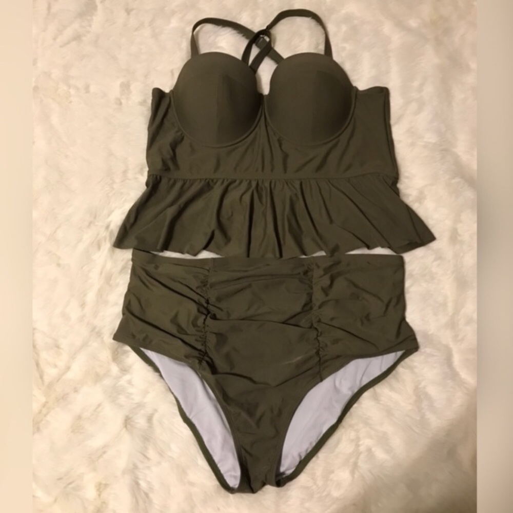 Green High Waisted Peplum Bikini 👙 🌴